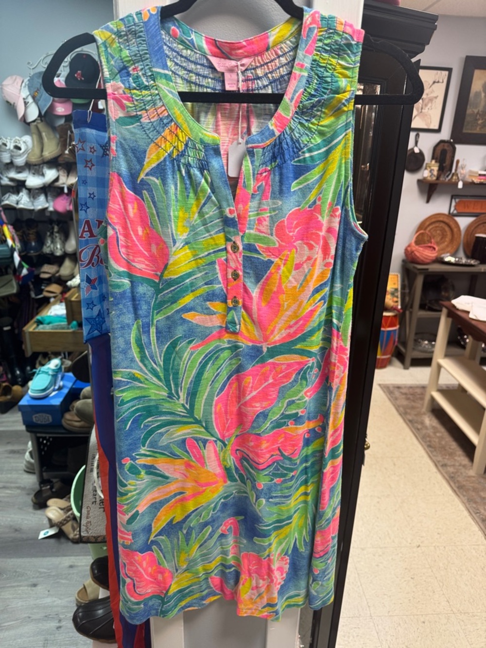 Lilly Pulitzer Sleeveless Tropical Shift Dress in Blue, Pink, Green